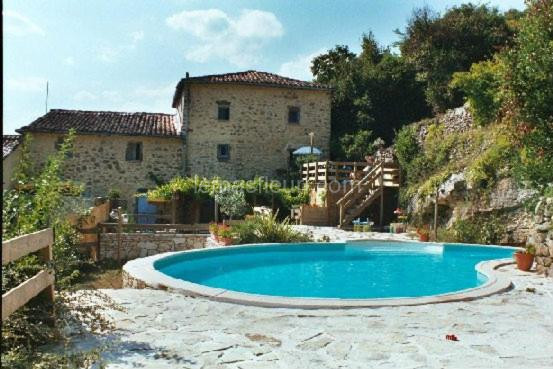 photo de GITE AVEC PISCINE