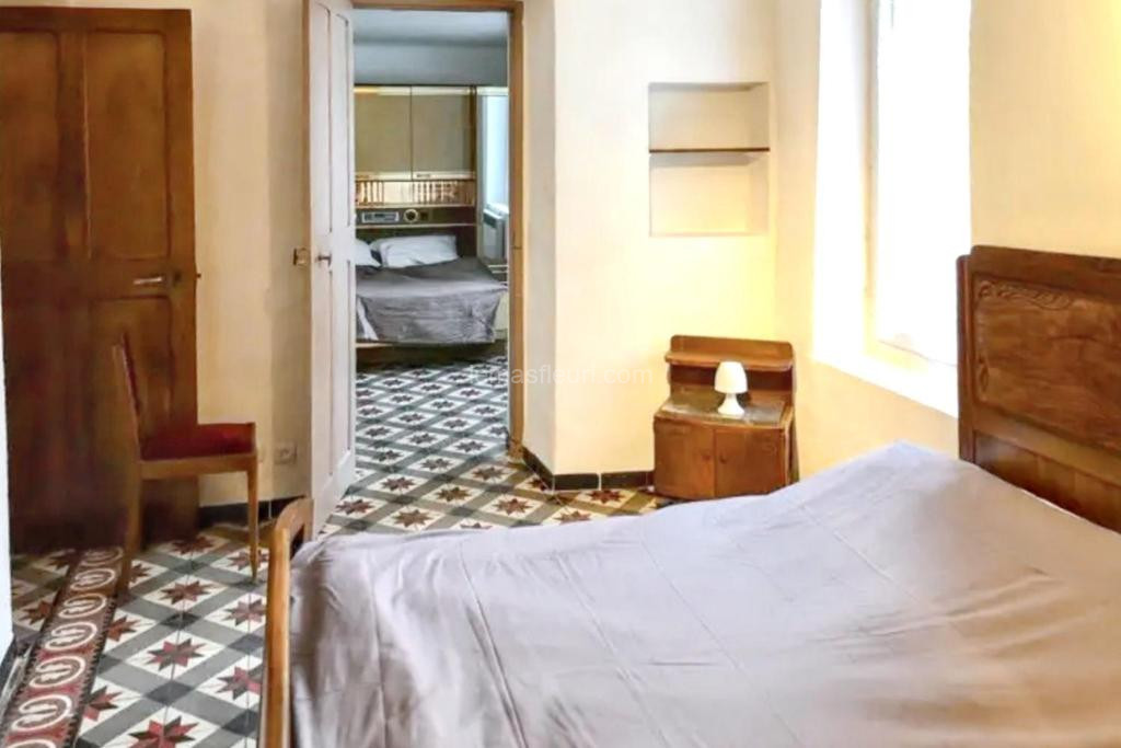 Appartement spacieux à Bessèges - Vue montagne et terrasse